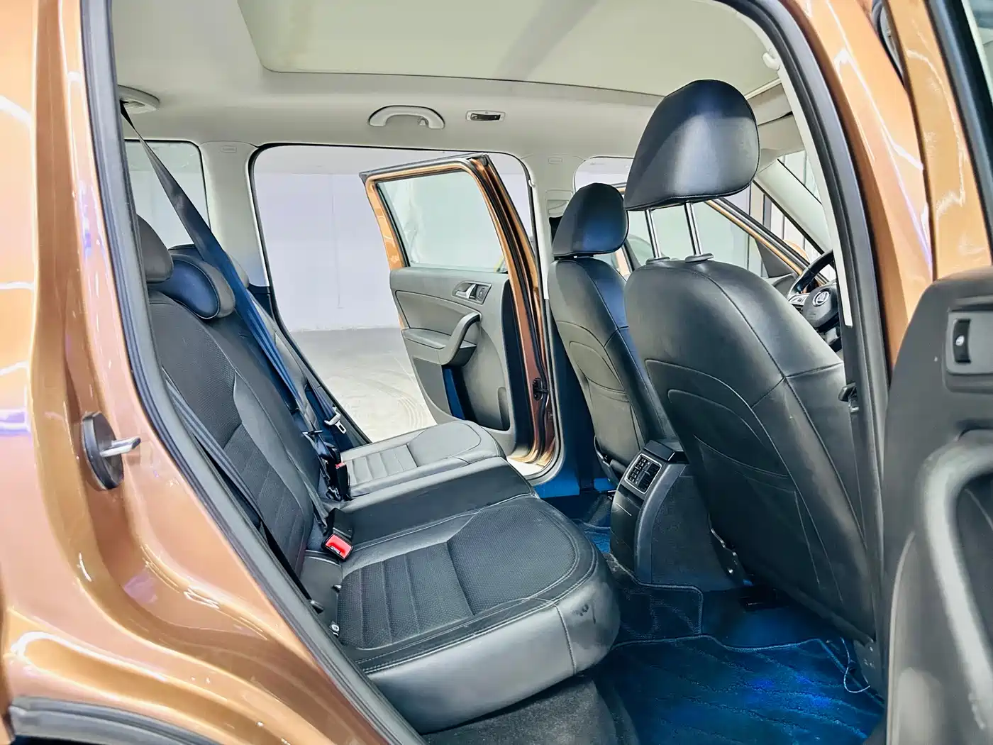 Škoda Yeti 2014 1.8TSI DSG Off-Road Edition фото 24
