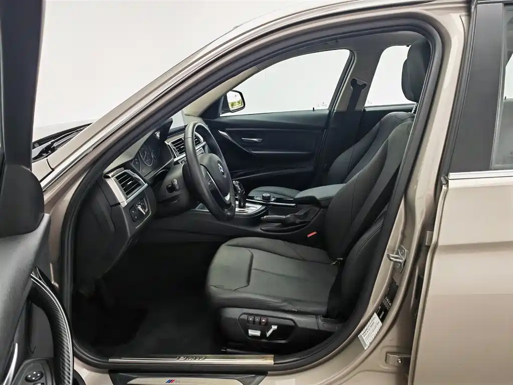 BMW 3 Series 2016 320Li Progressive фото 10