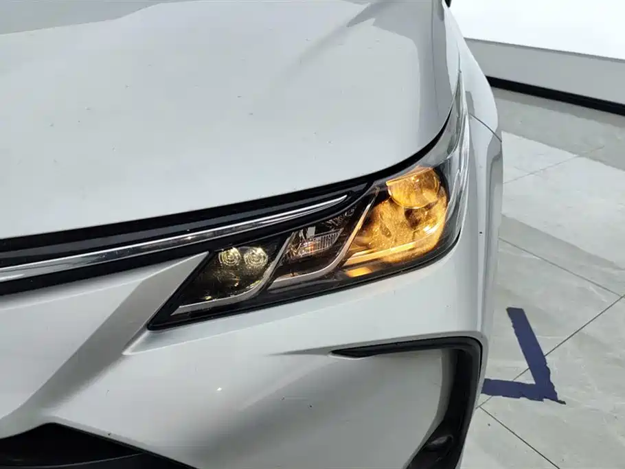 Toyota Corolla 2019 1.2T S-CVT GL-i Elite Edition фото 5