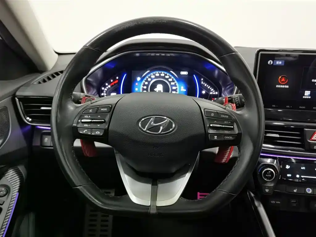 Hyundai Fista 2019 280TGDi Sport Edition China VI фото 11