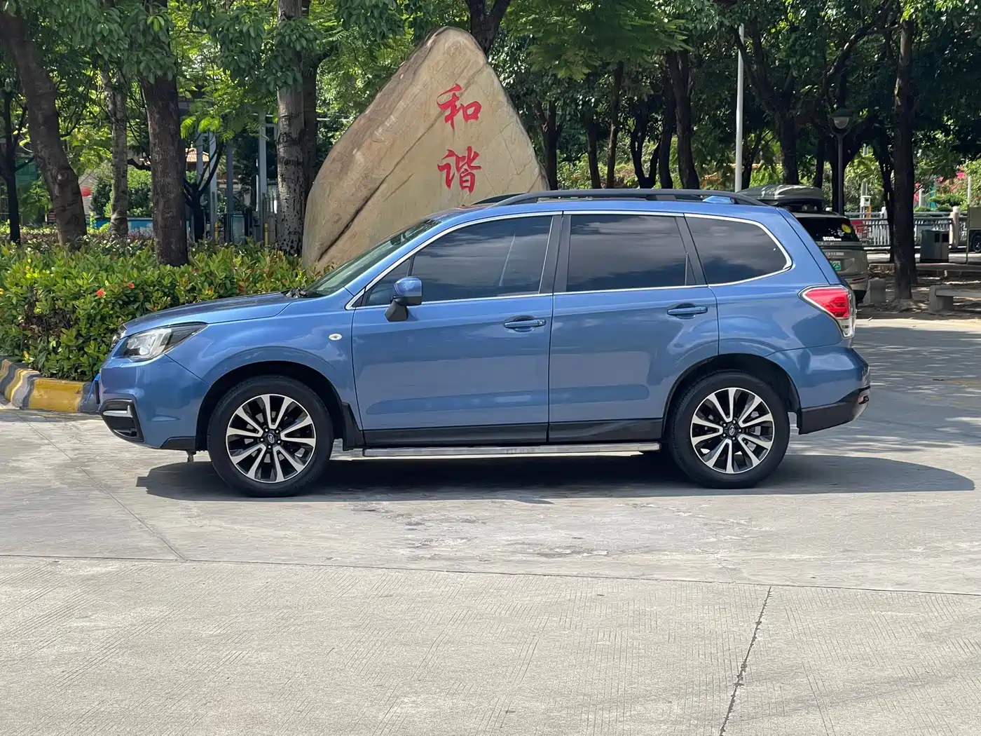 Subaru Forester 2018 2.0i Luxury Navigation Edition фото 17