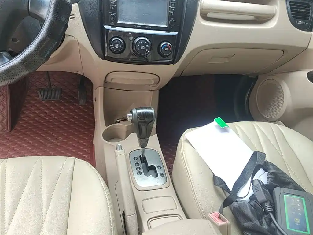 Kia Sportage 2013 2.0L Automatic 2WD GL фото 14