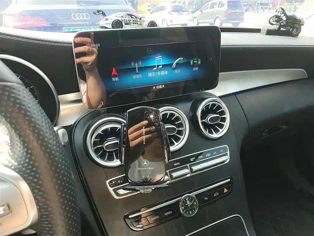 Mercedes-Benz C-Class 2020 Facelift C 260 L Sport фото 9