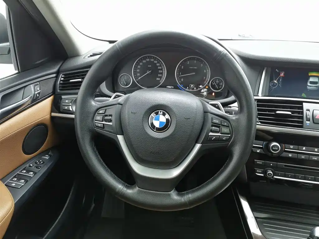 BMW X4 2014 xDrive20i X Design Package фото 11