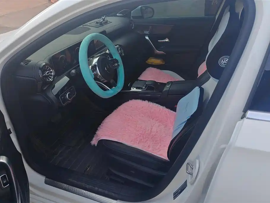 Mercedes-Benz A-Class 2020 Facelift A 200 L Sport Sedan Fashion фото 9