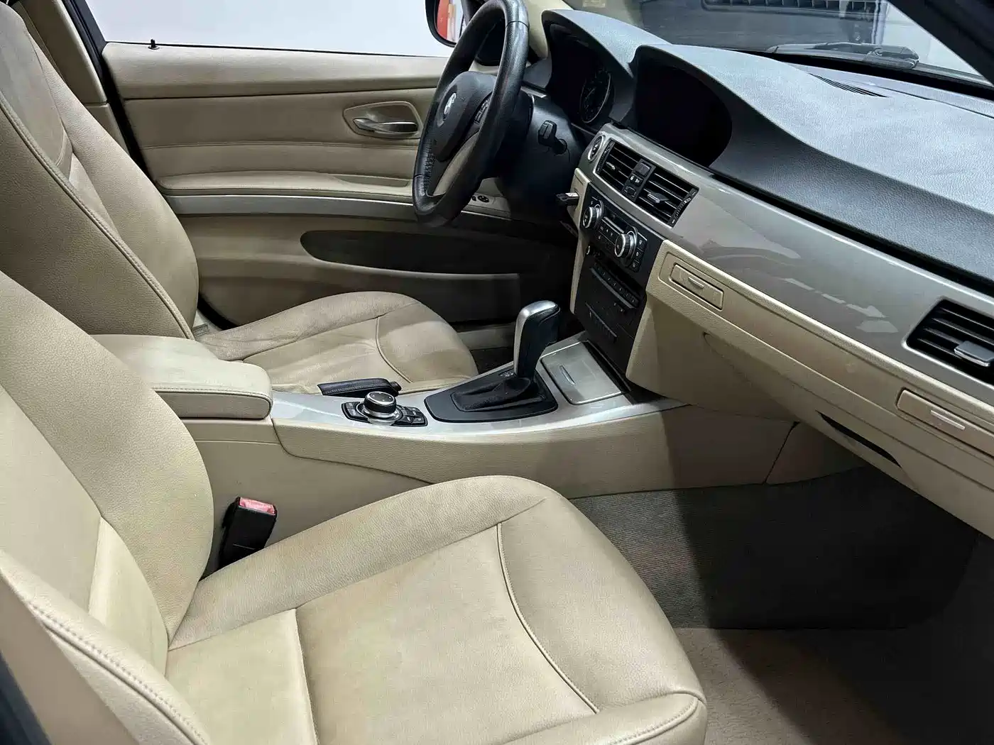 BMW 3 Series (Import) 2012 2010 320i Fashion