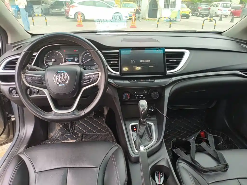 Фото 10 - Buick Excelle