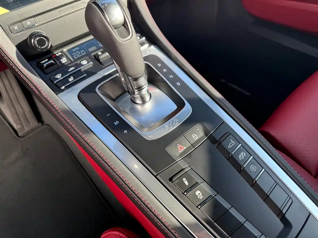 Porsche 718 2023 Cayman Style Edition 2.0T фото 10