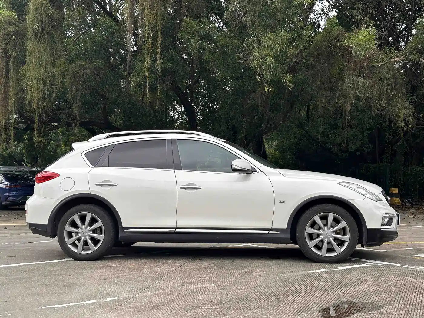 Infiniti QX50 2015 2015 2.5L Comfort Edition