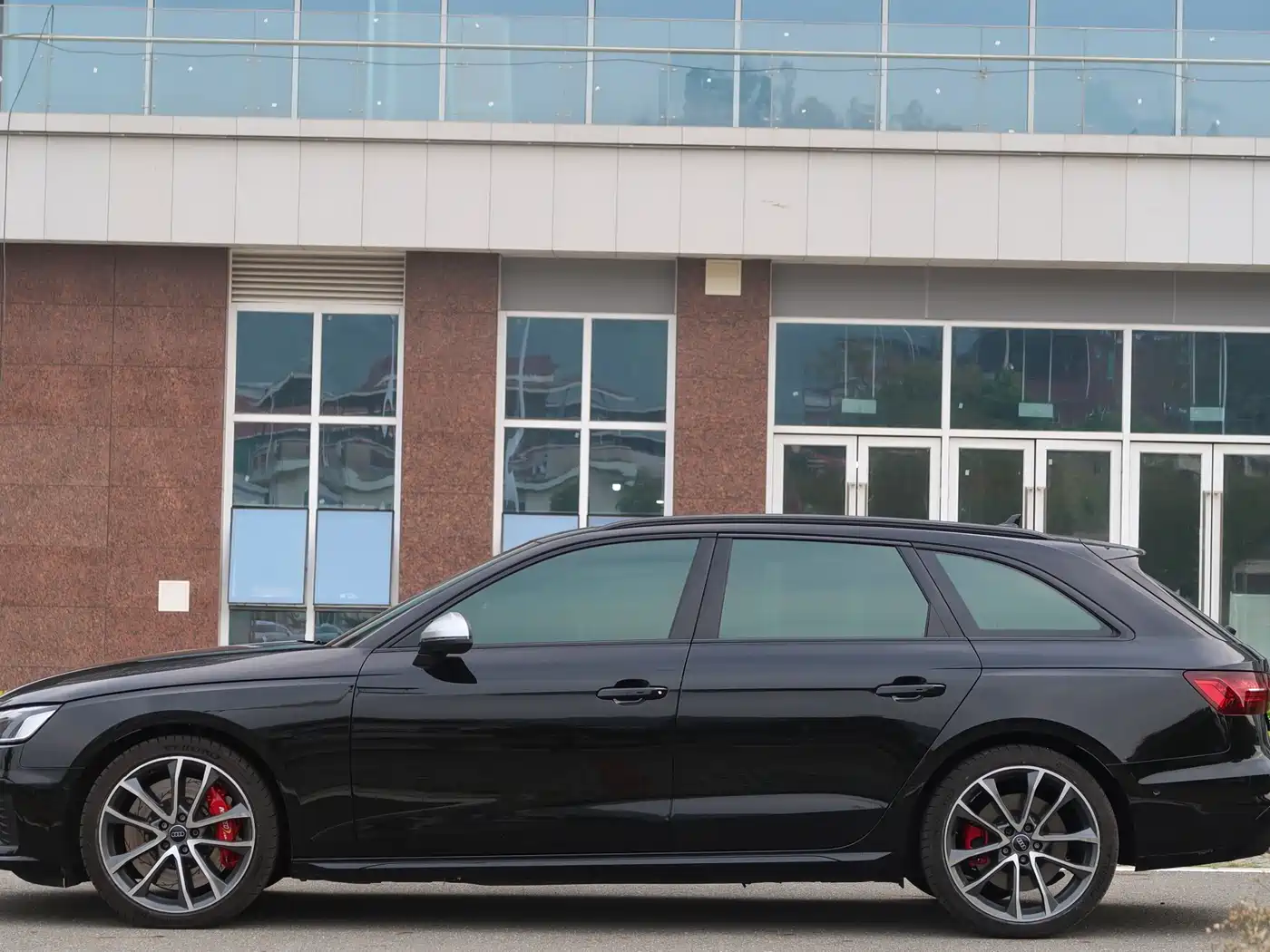 Audi S4 2024 S4 Avant 3.0TFSI фото 6