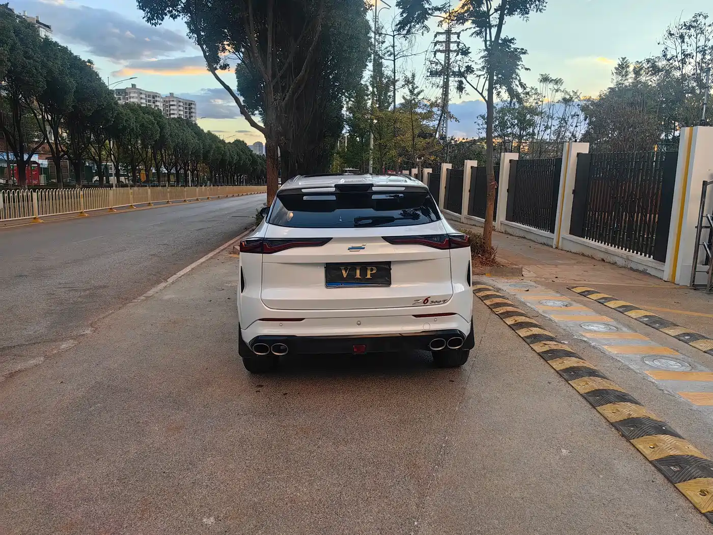 Фото 13 - Changan Oshan Z6
