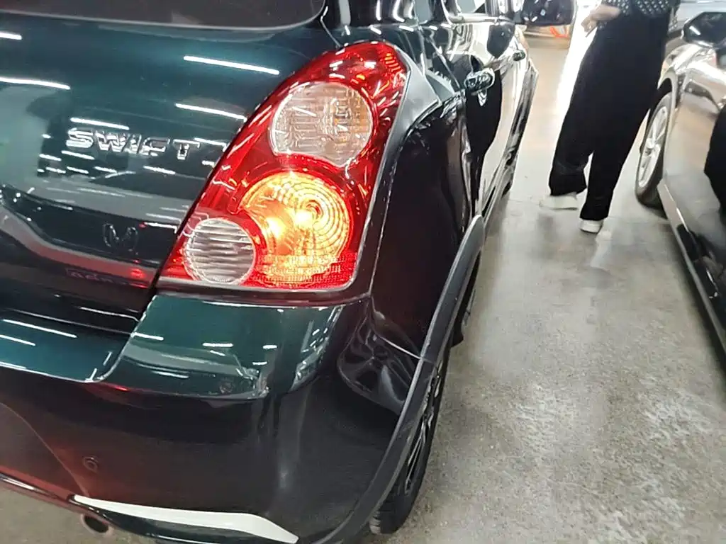 Suzuki Swift 2018 2016 1.5L Automatic Fashion Cool Edition