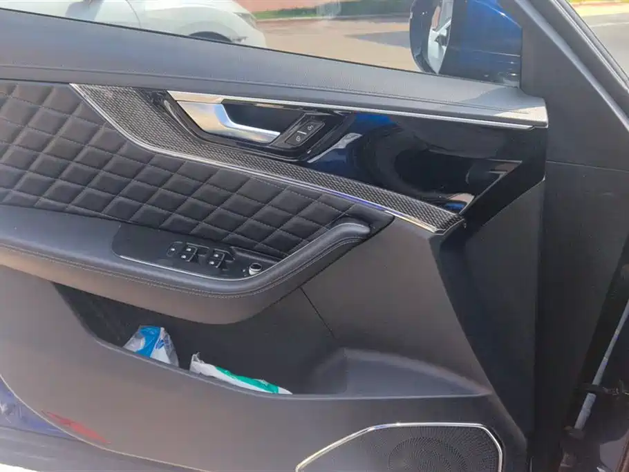 Hongqi HS5 2019 2.0T Intelligent Flagship 4WD Version фото 7