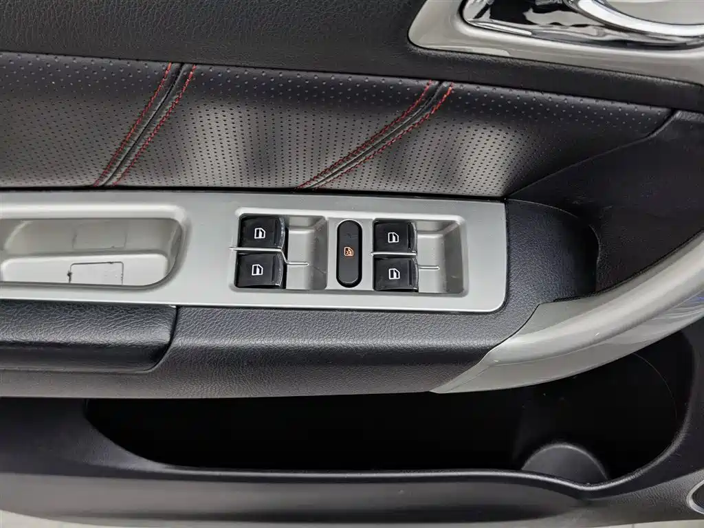 Haval H6 2013 Upgraded 1.5T Manual 2WD Elite фото 9