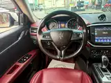 Photo 11 - Maserati Ghibli