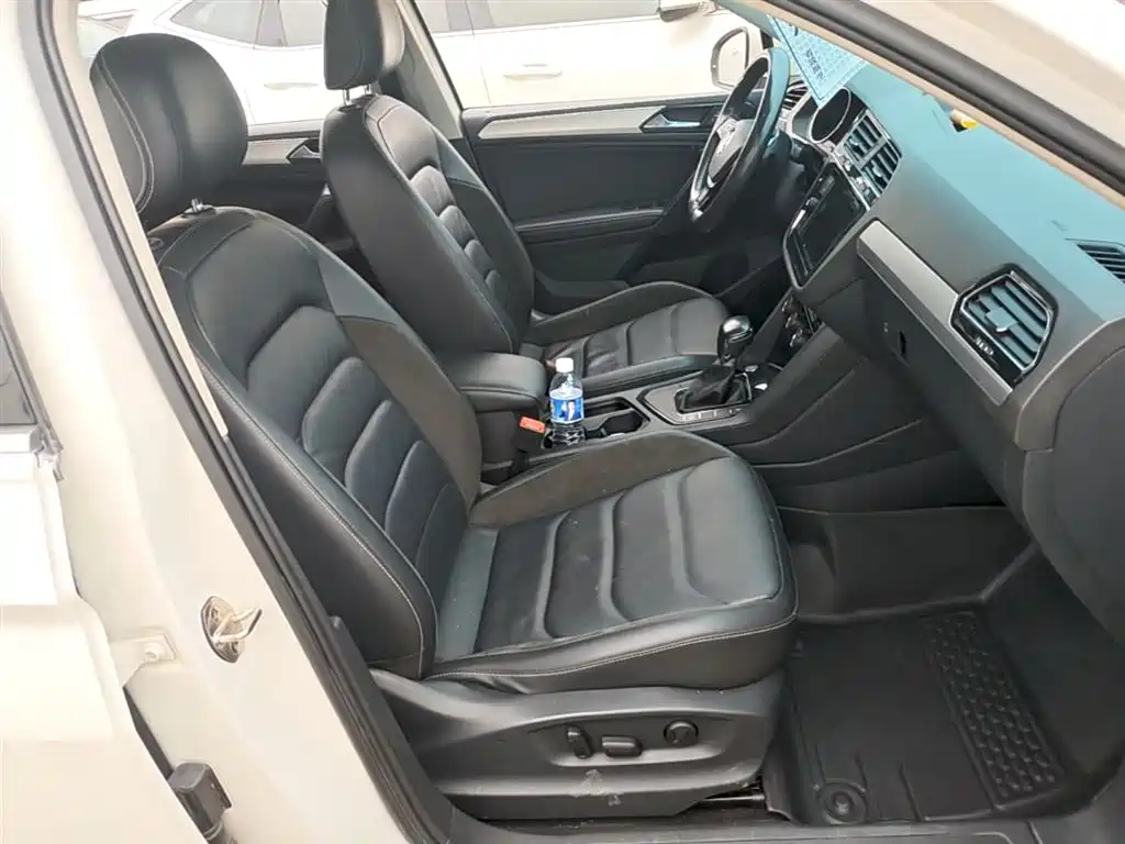 Volkswagen Tiguan L 2019 330TSI Automatic 2WD Panorama Comfort Edition China VI фото 25