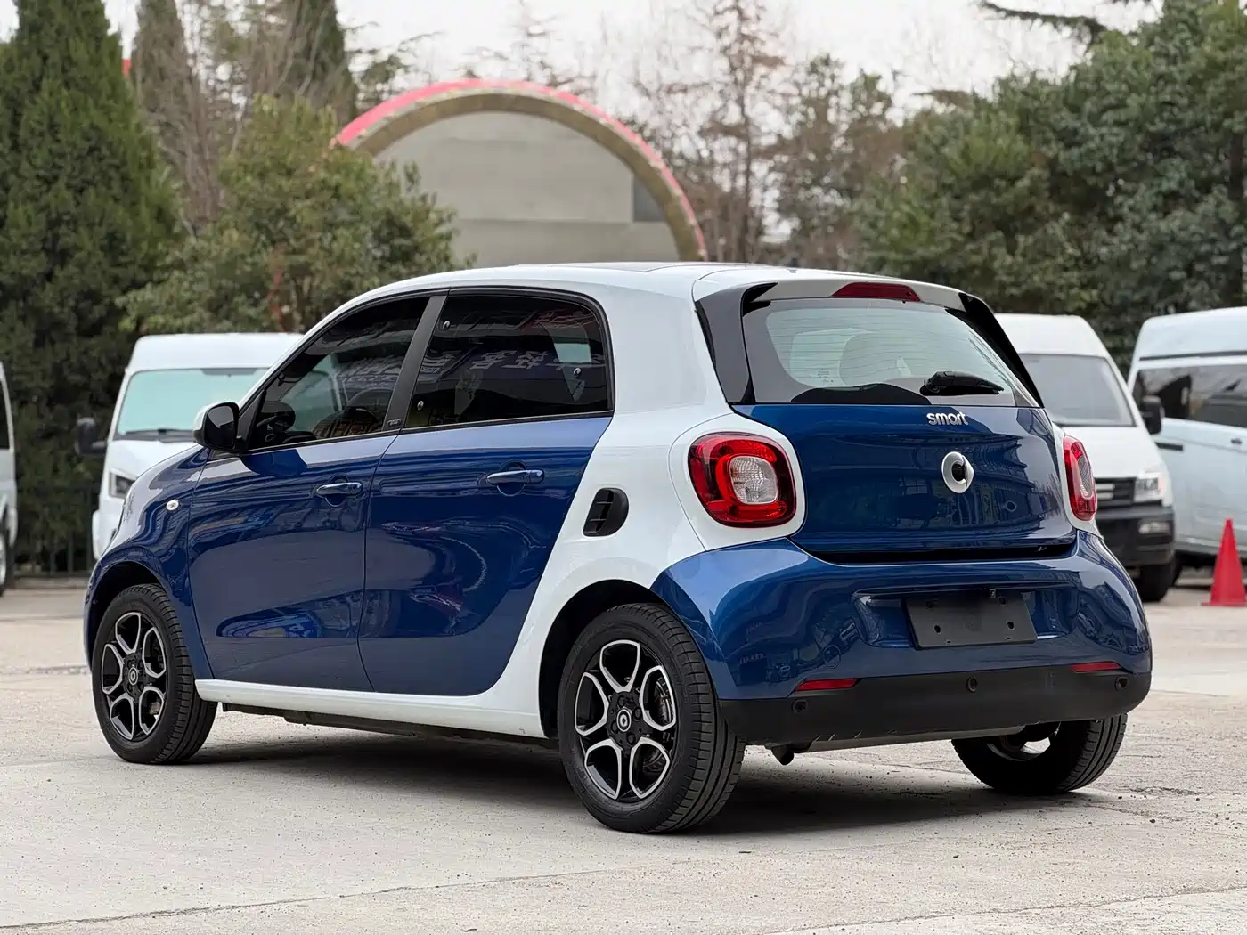 SMART FORFOUR