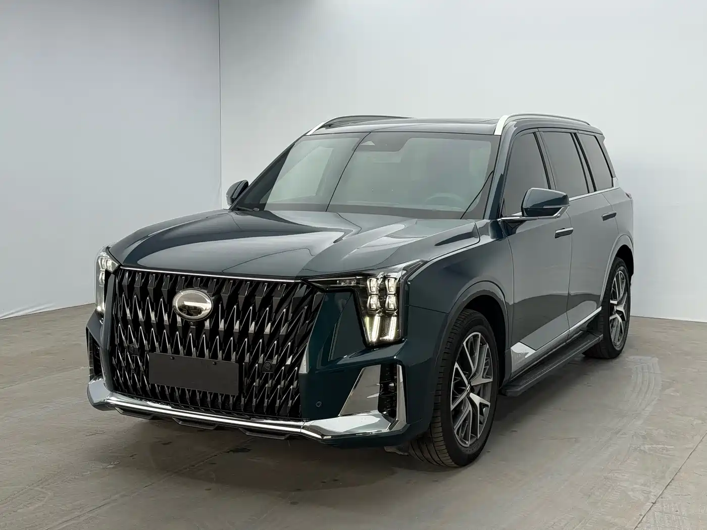 GAC Trumpchi Trumpchi GS8 2022 Dual Engine Series 2.0TM 2WD Premium Edition (6-Seater)