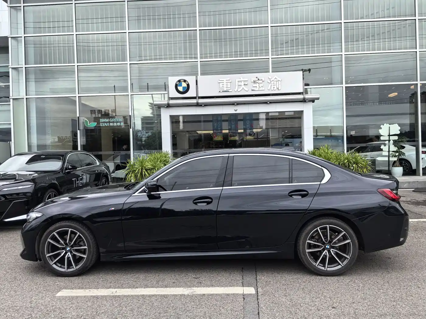 BMW 3 Series 2024 325Li M Sport Package фото 15