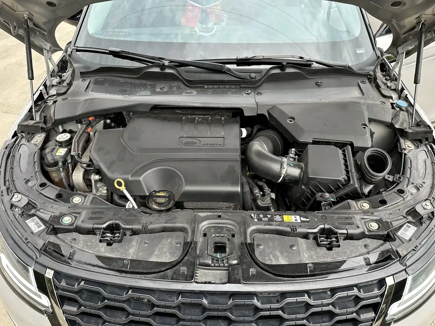 Land Rover Range Rover Evoque 2022 Facelift Range Rover Evoque L 249PS R-Dynamic HSE Premium фото 16