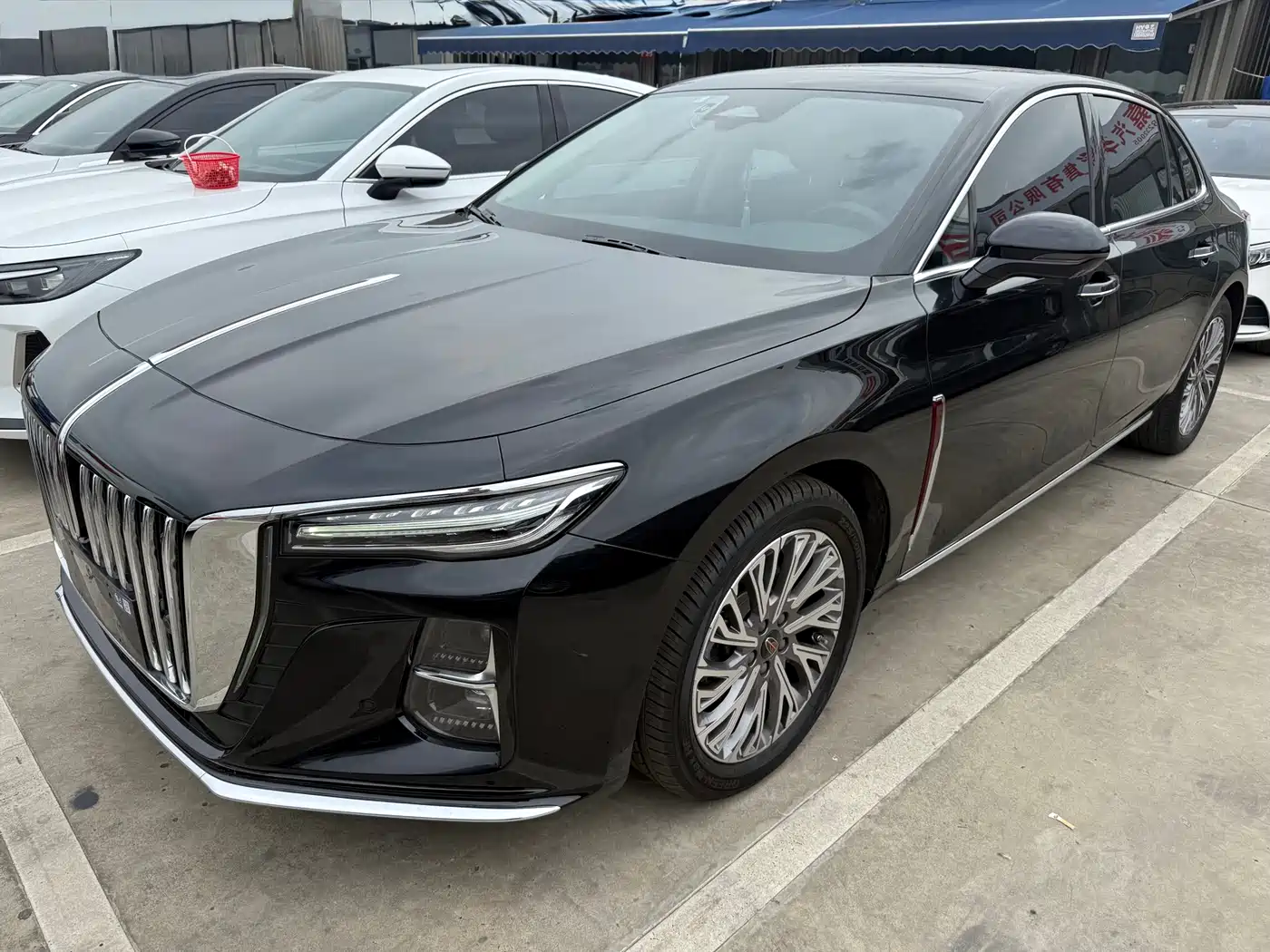 Hongqi H5 2023 2.0T Auto Smart Connect Flagship