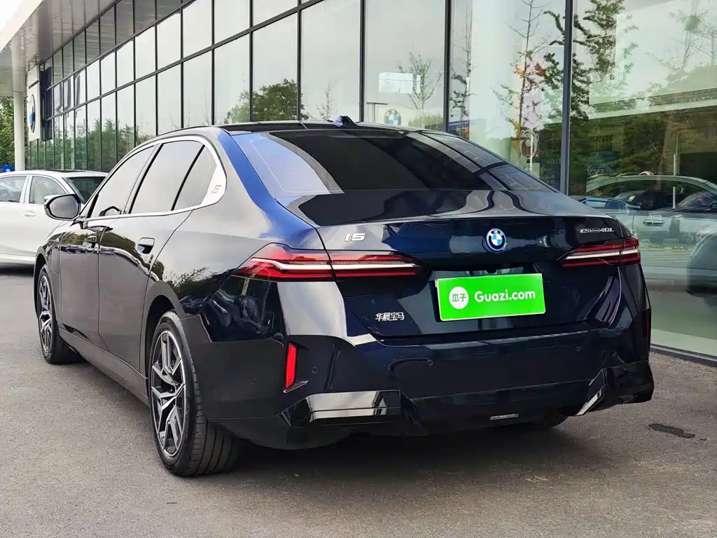 BMW i5 2026 2025 eDrive 40L M Sport Package