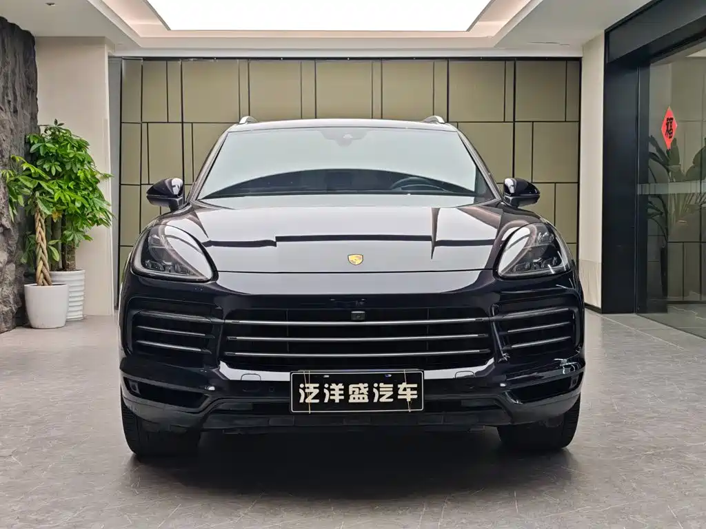 Фото 2 - Porsche Cayenne