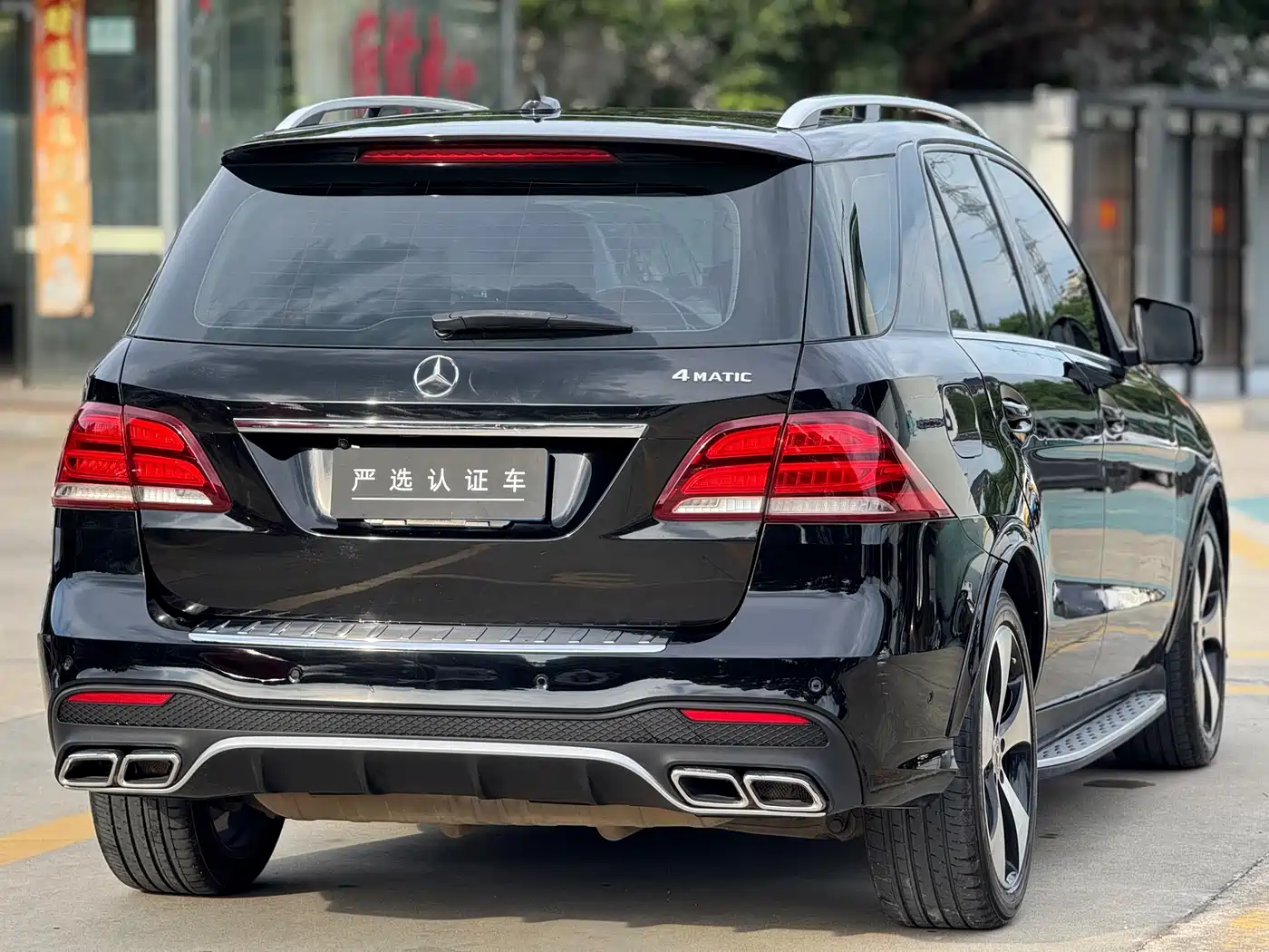 Mercedes-Benz M-Class 2012 Model ML 350 Luxury фото 4