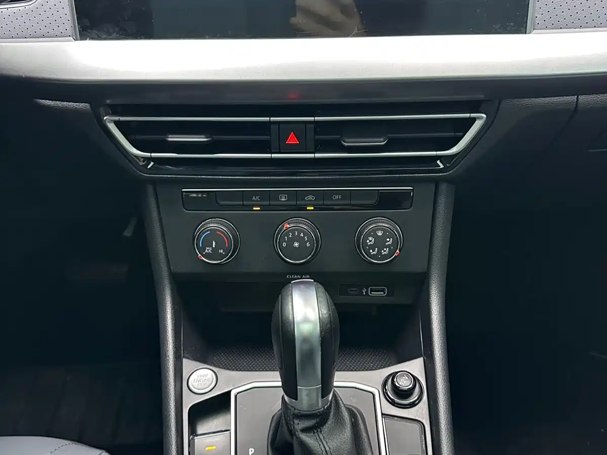 Volkswagen Lavida, миниатюра 10