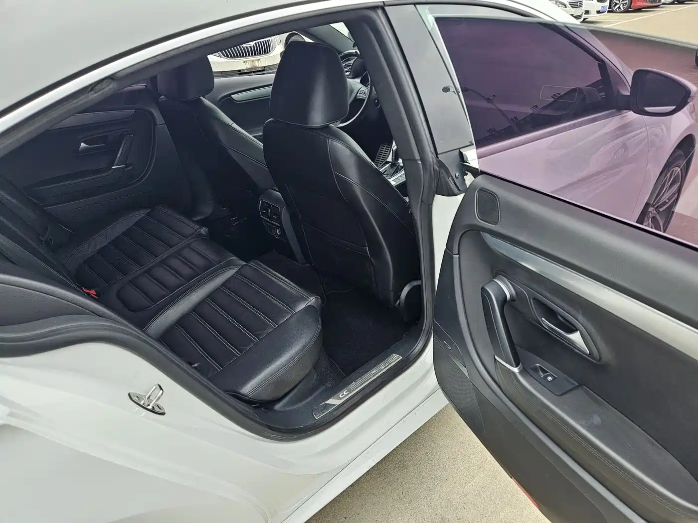Volkswagen FAW-Volkswagen CC 2016 Model 1.8TSI Premium фото 17