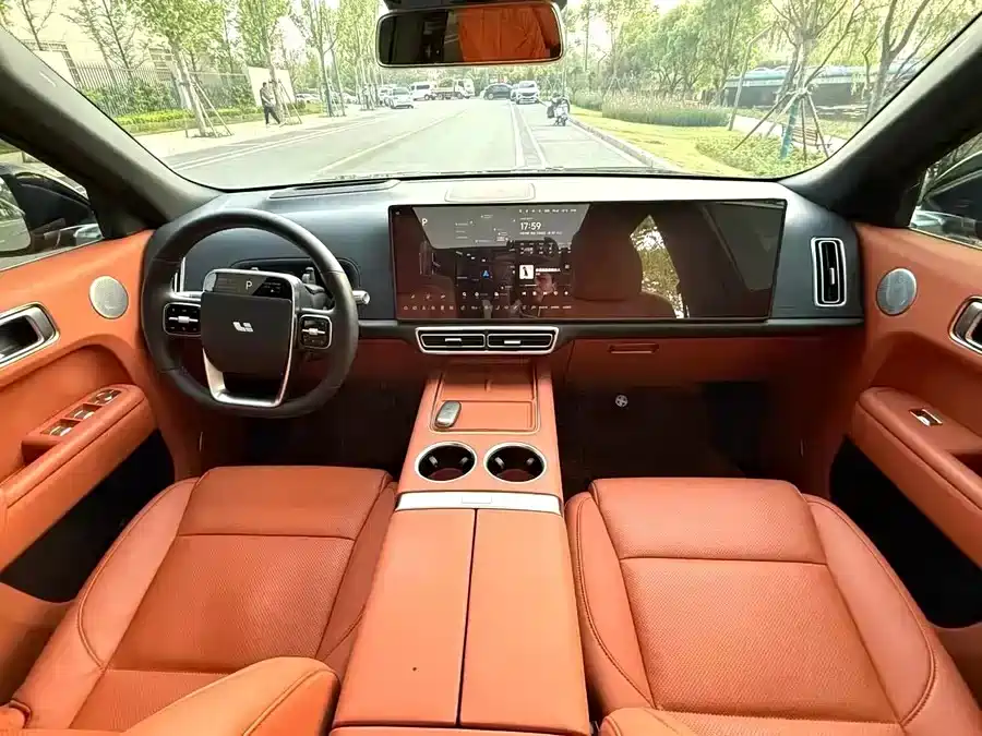 Li Auto Li L8 2023 Pro фото 4