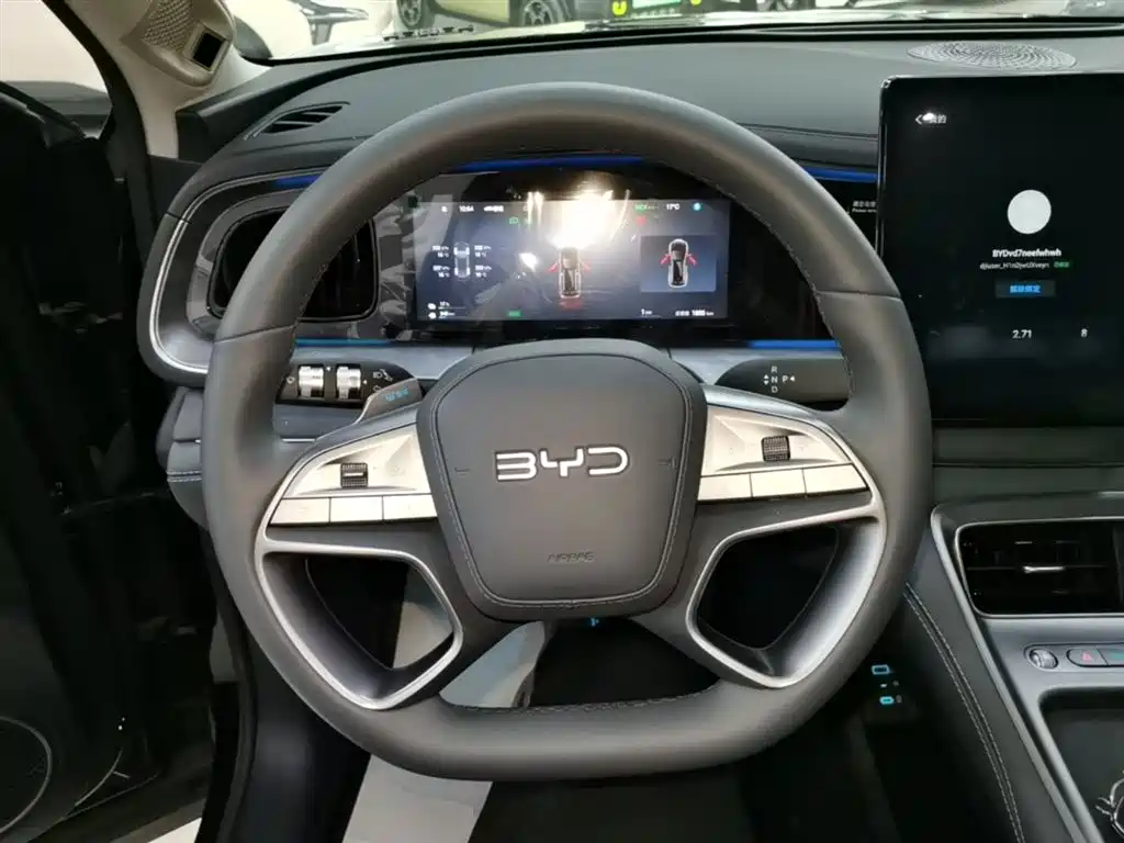 BYD Hai Shi 07 DM-i 2025 150 Pilot+ Edition фото 11