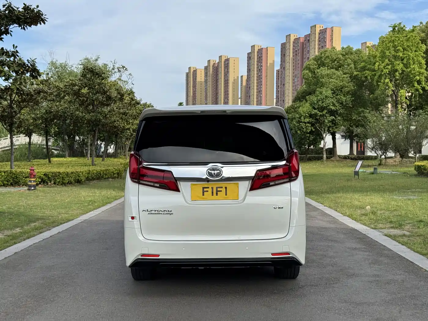 Toyota Alphard 2018 Facelift 3.5L Premium Edition фото 6