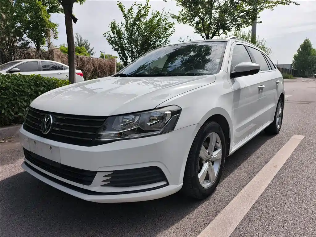 Volkswagen Lavida Tour 2017 1.6L Automatic Trend Edition