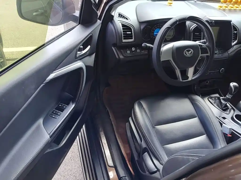 BAIC Huansu S6 2016 2016 1.5T Manual Leading Style