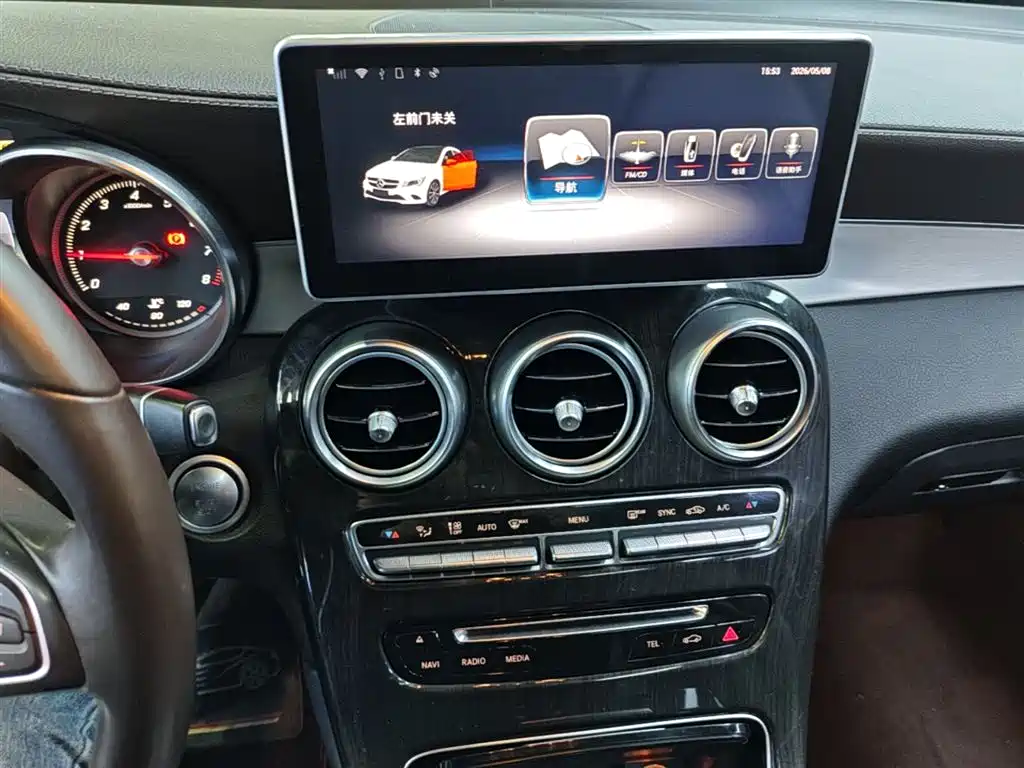 Mercedes-Benz GLC 2018 GLC 200 4MATIC фото 13