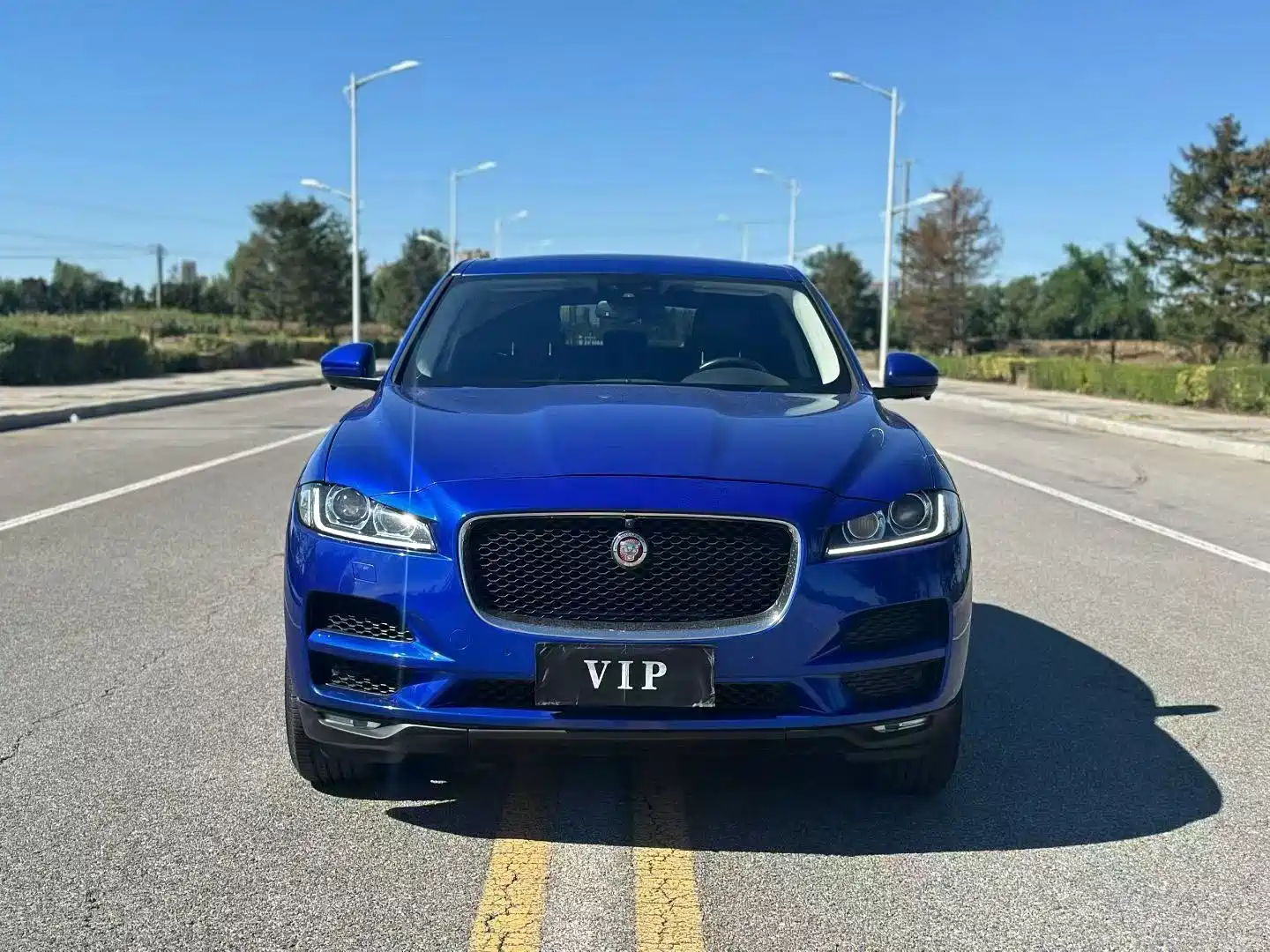 Фото 3 - Jaguar F-PACE