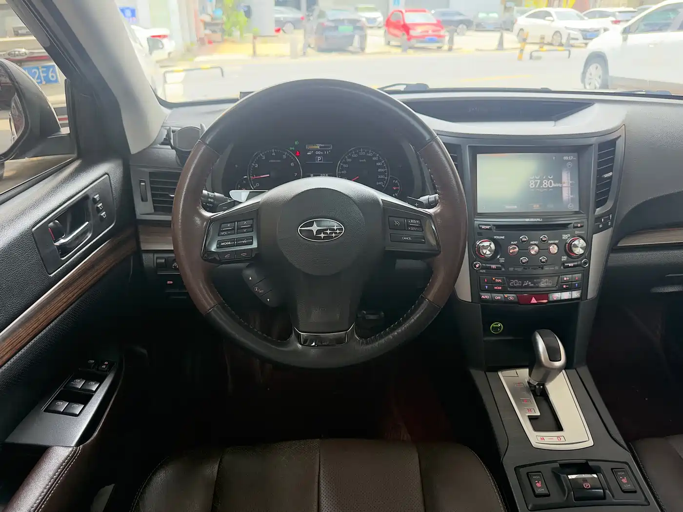 Subaru Outback 2014 2.5i Elegance Smart Edition фото 17