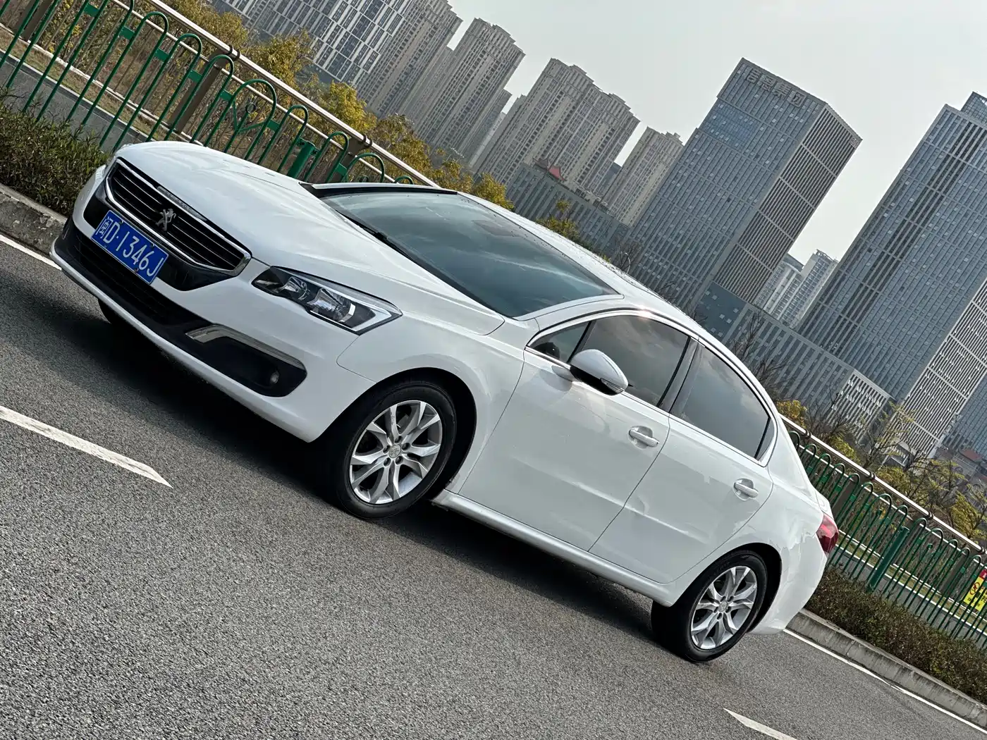Peugeot 508 2015 1.6THP Auto Excellence Edition фото 33