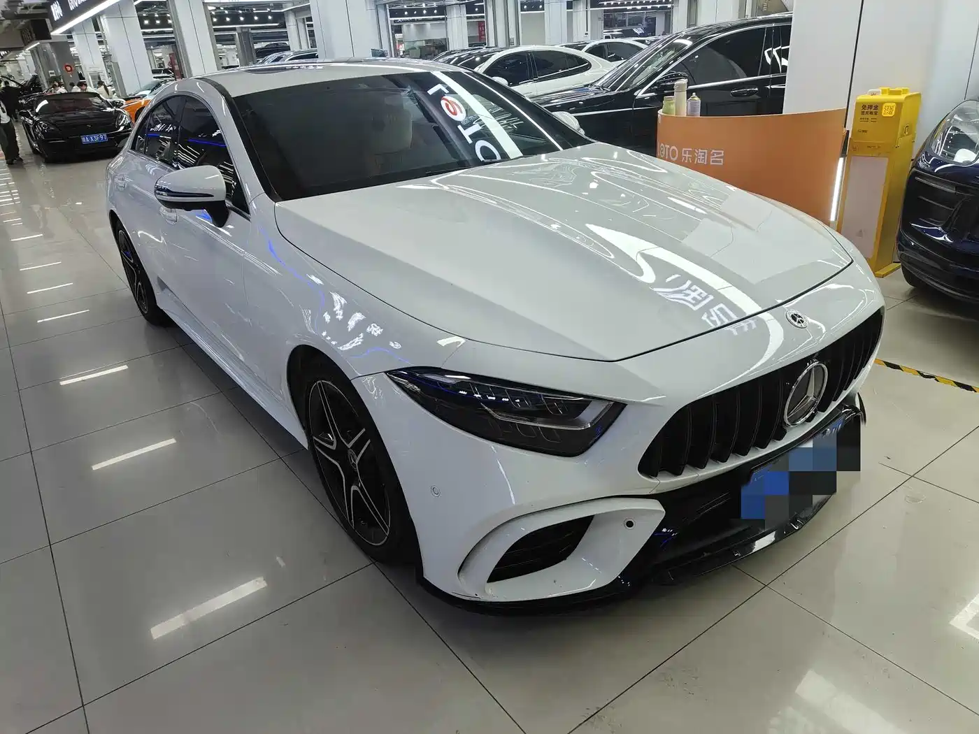 Mercedes-Benz CLS 2023 Model CLS 300 Sport Version фото 13