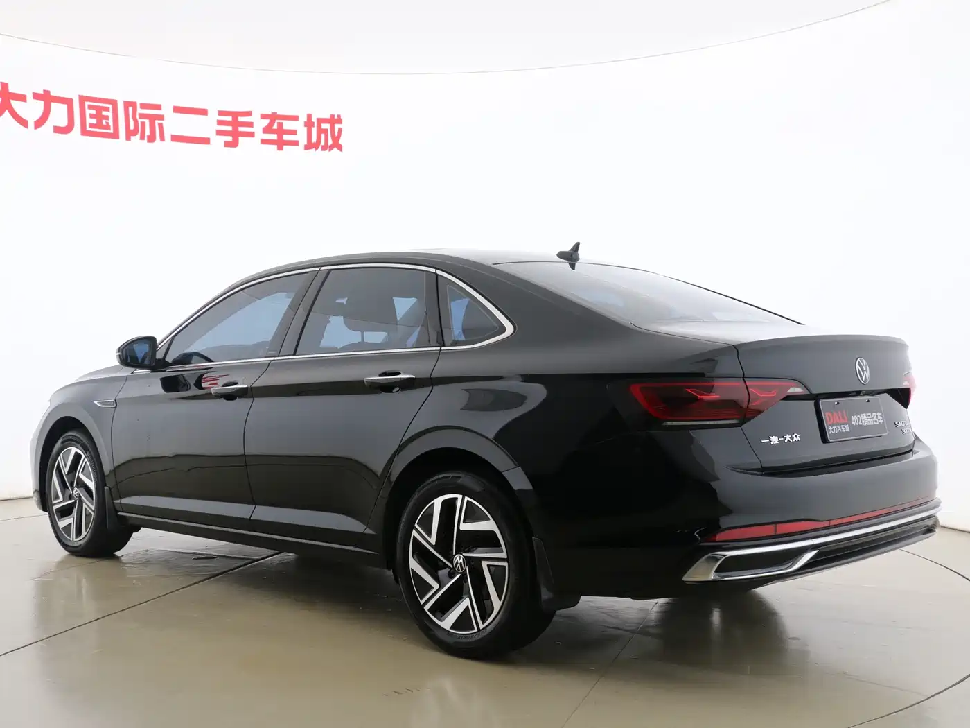 Volkswagen Sagitar 2024 300TSI DSG Surpass Edition фото 8
