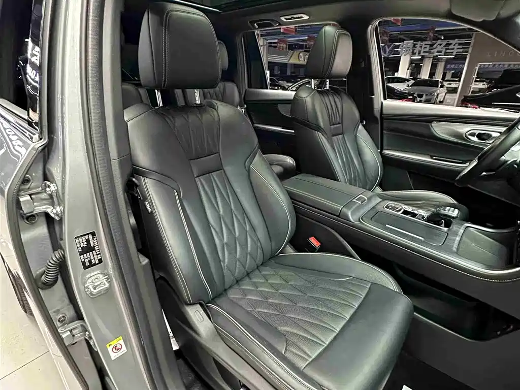 GAC Trumpchi Trumpchi GS8 2022 Navigator Series 2.0TGDI 2WD Luxury Smart Connect Edition (6-seater) фото 31