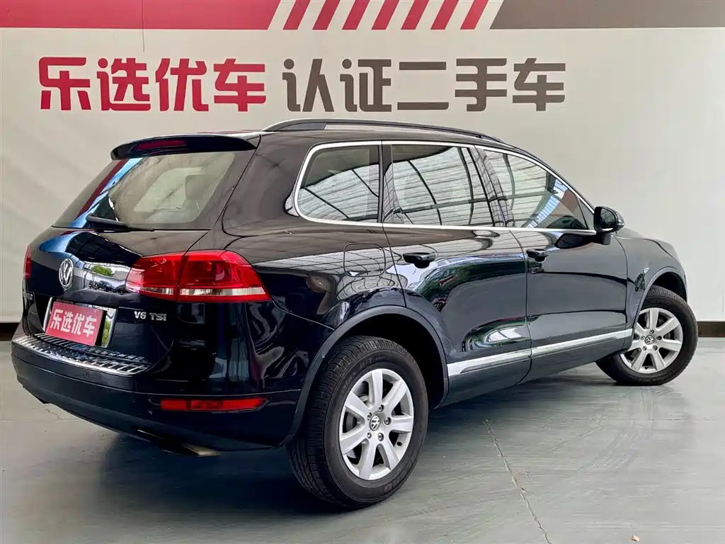 Volkswagen Touareg 2011 3.0TSI Standard фото 5