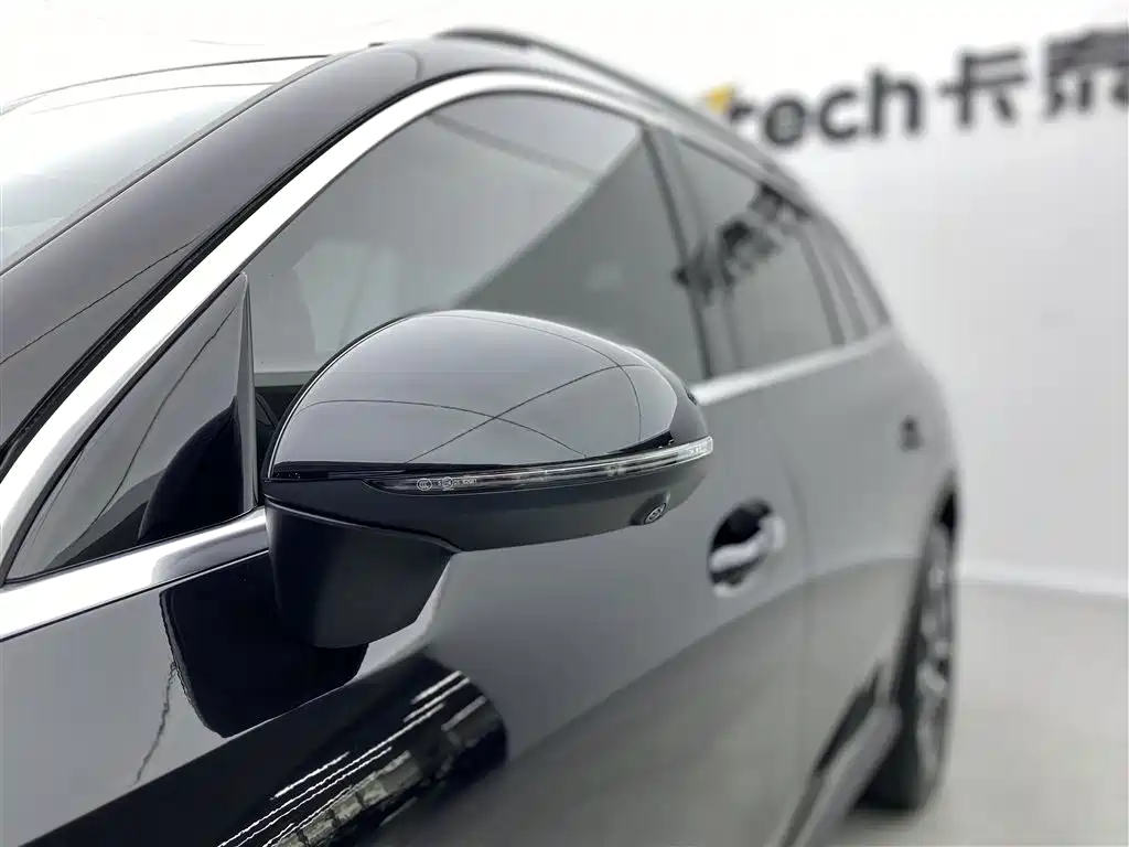 Mercedes-Benz GLC 2025 Model Year GLC 260 L 4MATIC Dynamic фото 29