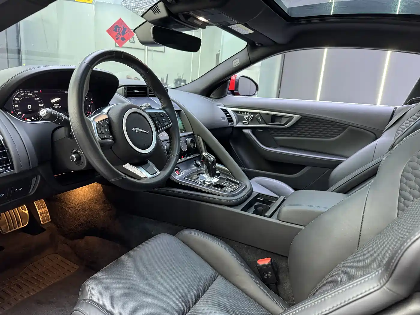 Jaguar F-TYPE 2021 P380 AWD V6 Track Legend Edition фото 4
