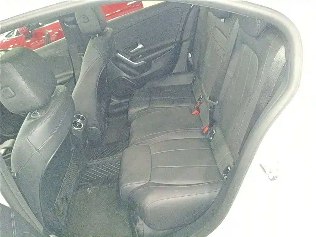 MERCEDES-BENZ CLASS A