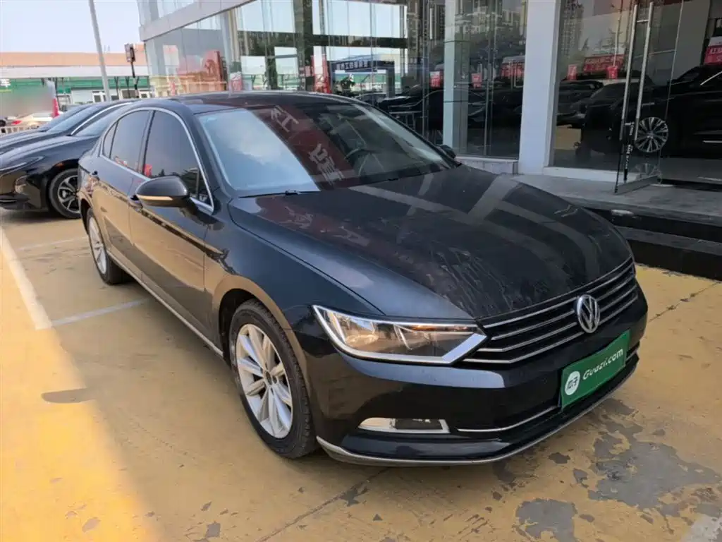 Volkswagen Magotan 2018 330TSI DSG Leading фото 4