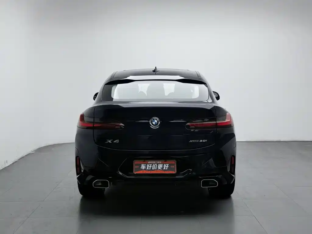 Photo 4 - BMW X4