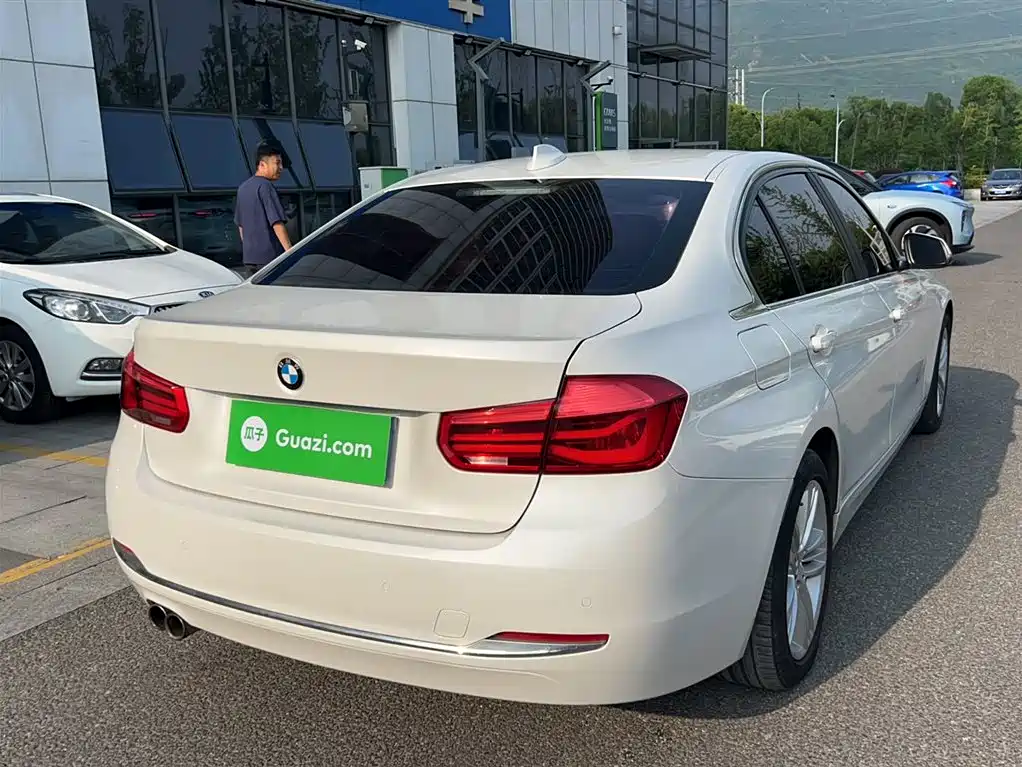 BMW 3 Series 2017 320Li Fashion фото 5