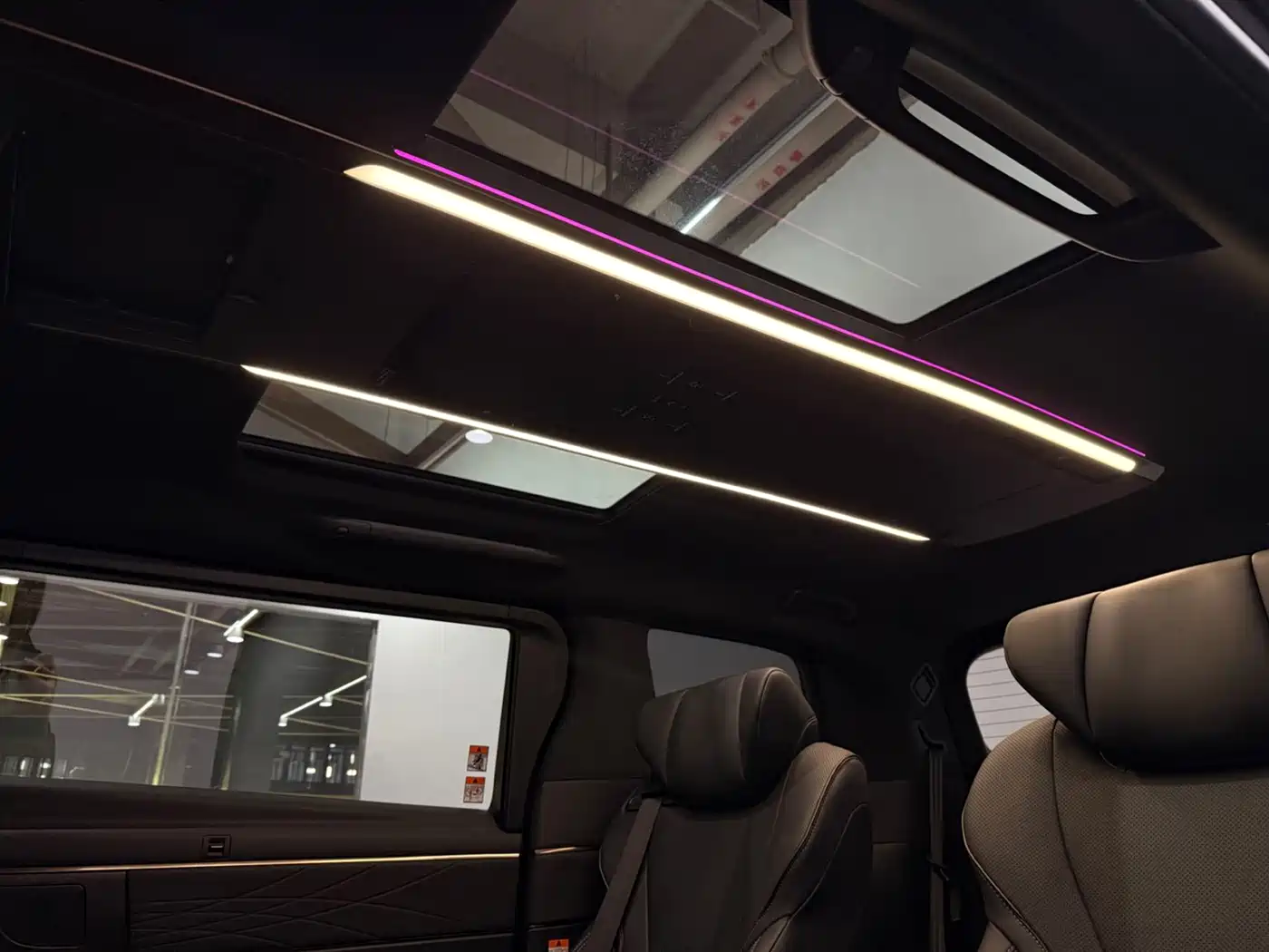 Toyota Alphard 2025 Hybrid 2.5L Prestige Gold Edition фото 18